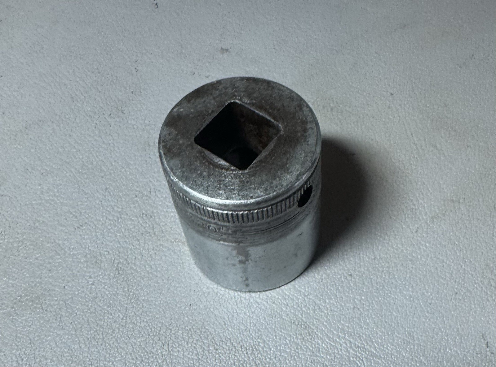 Snap-on SW-320-1/2 1″ 12 Point 1/2″ Drive Socket. SW320