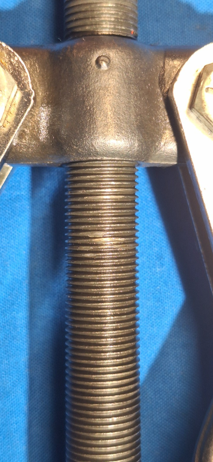 OTC T82T-6256-A Ford Rotunda 303-185 Cam gear puller for 4.9