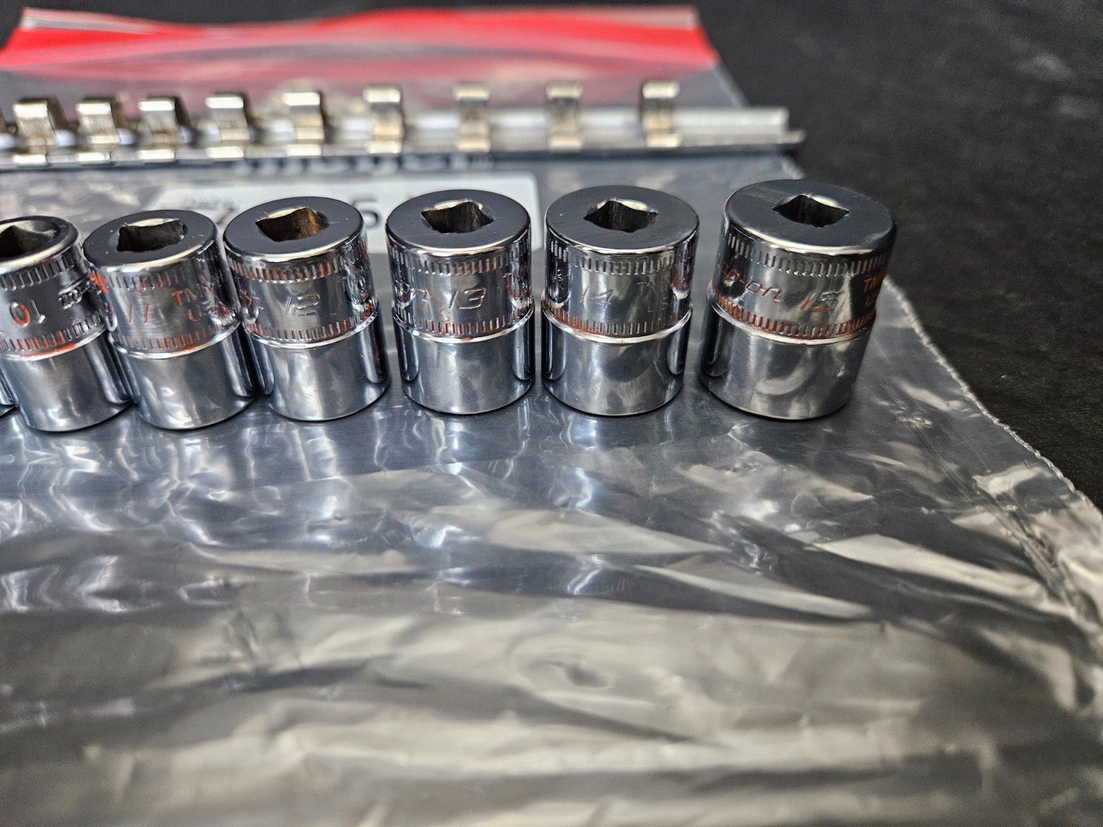 SNAP ON 1/4″ DRIVE 10 PC 6 PT METRIC TMM5.5-TMM7, TMM9-TMM15 SHALLOW SOCKET SET