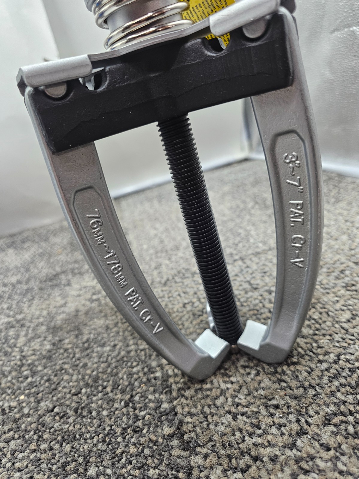 OTC 465 5-Ton GripLock Puller – 3-in-1 Gear Puller, 5-1/2″ Maximum Reach