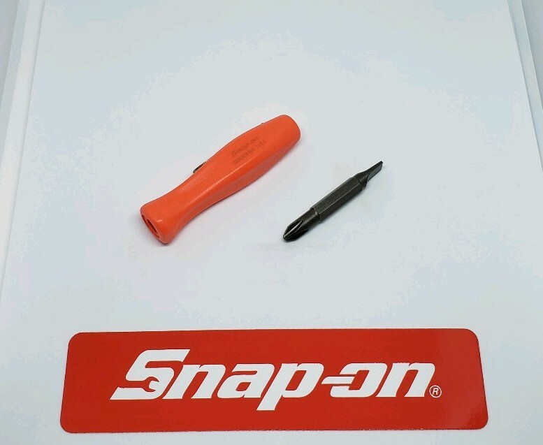 ORANGE Snap on tools pocket screwdriver REVERSIBLE TIP pocket screwdriver w/clip