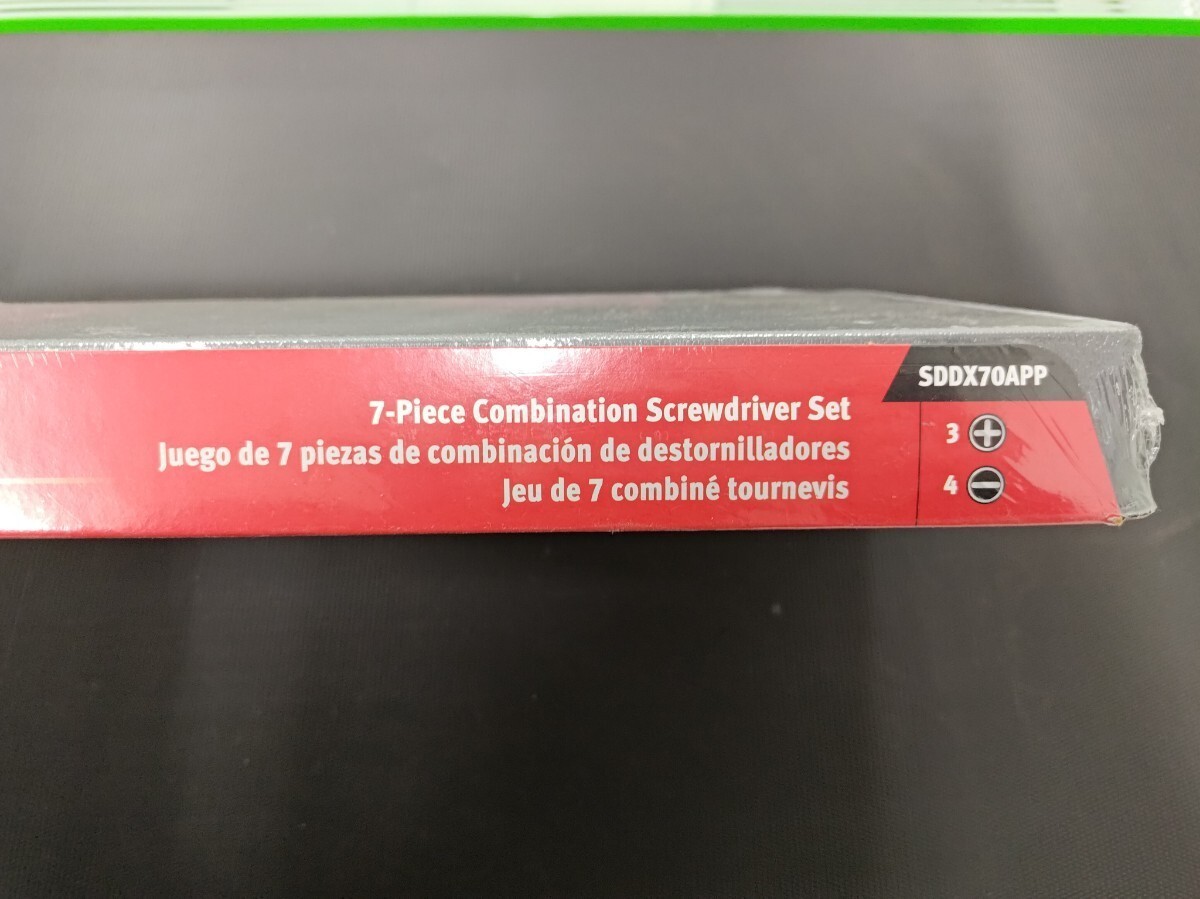 Snap On Tools SDDX70APP 7 Piece Combination Screwdriver Set PINK Hard Handle New