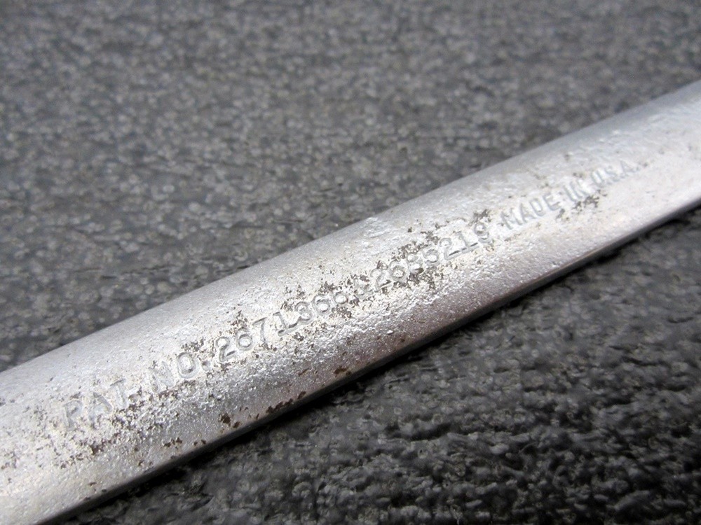 Vintage New Britain 5/8″ x 3/4″ Nut Master Open End Wrench NDF-522 USA
