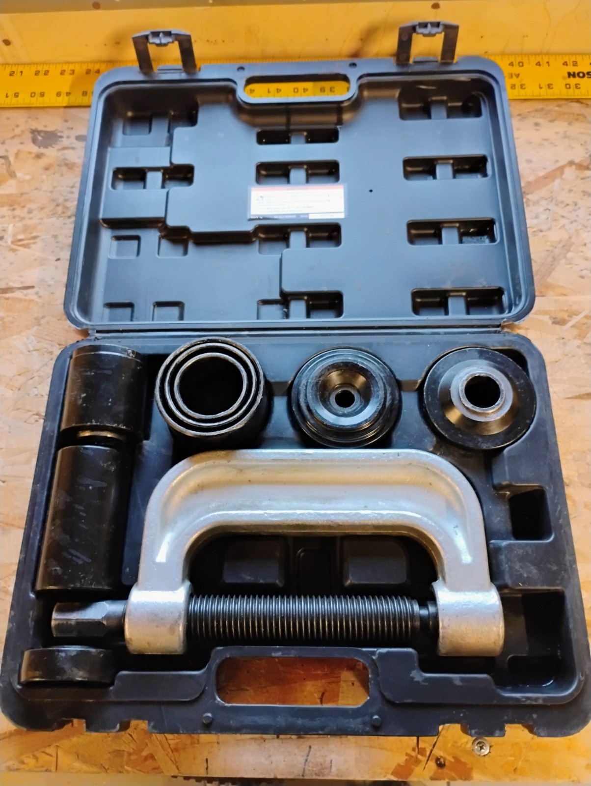 Maddox MA 10-1 Ball Joint Service Kit Removal Tool For 2WD/4WD Vehicles / used