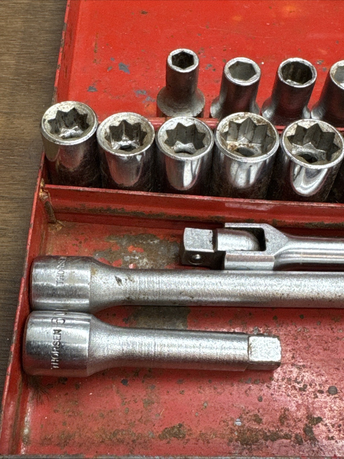 VINTAGE THORSEN 1/4″ DRIVE BREAKER BAR SOCKET SET W CASE