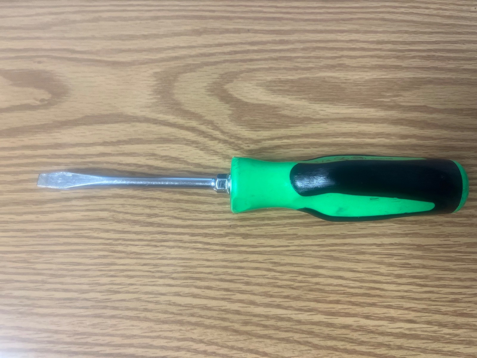 SNAP ON -SGD4B – 1/4 GREEN/BLACK COMFORT GRIP HANDLE SCREWDRIVER LOT#55