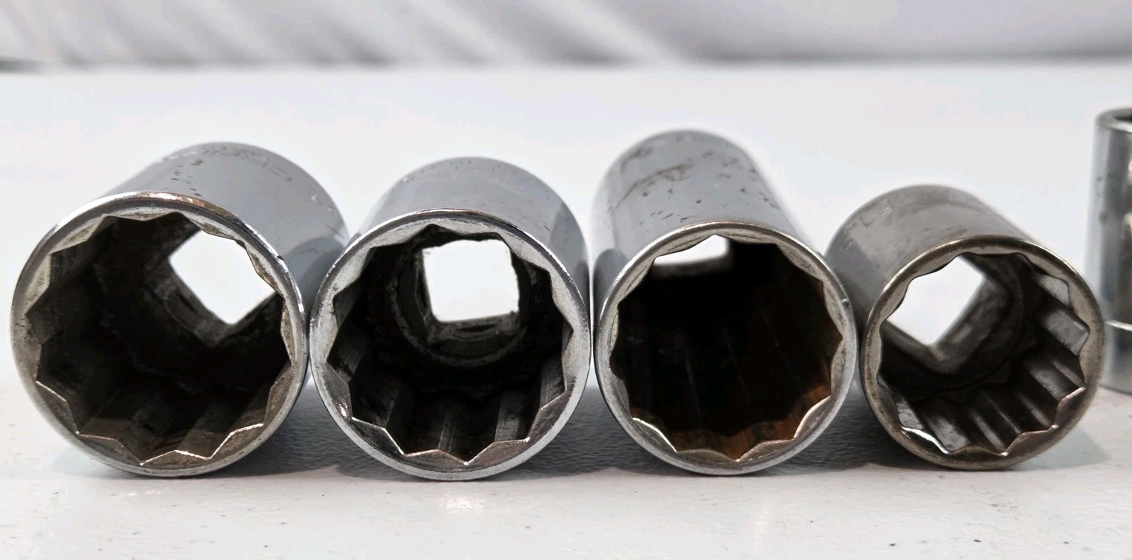 Craftsman Socket Set (12) Pc SAE Lot, 1/2″ Drive 6 Pt, 8 Pt, 12 Pt Assorted-READ