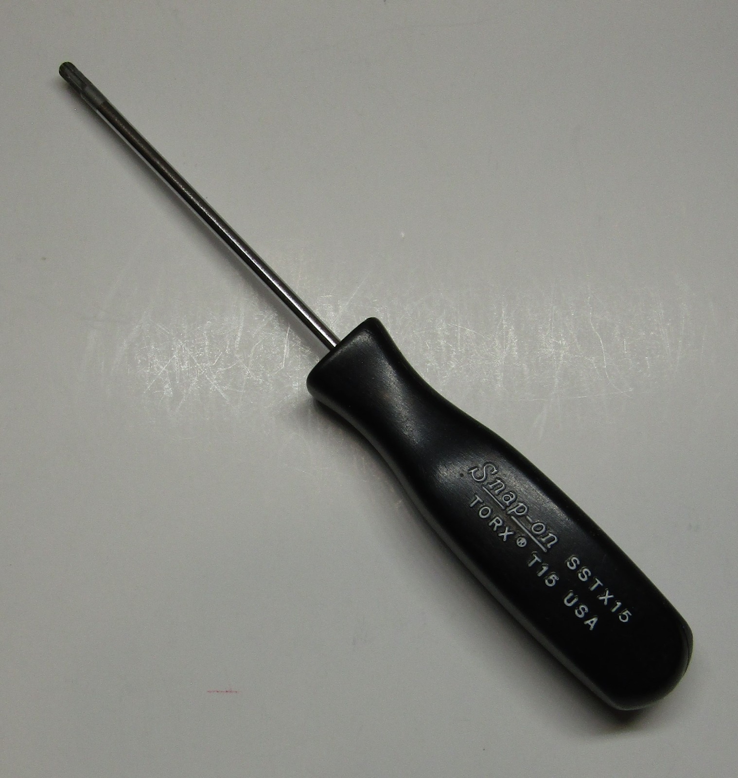 Snap On SSTX15 *Torx* Driver T15 Screwdriver w/ Black Hard Handle – U.S.A.
