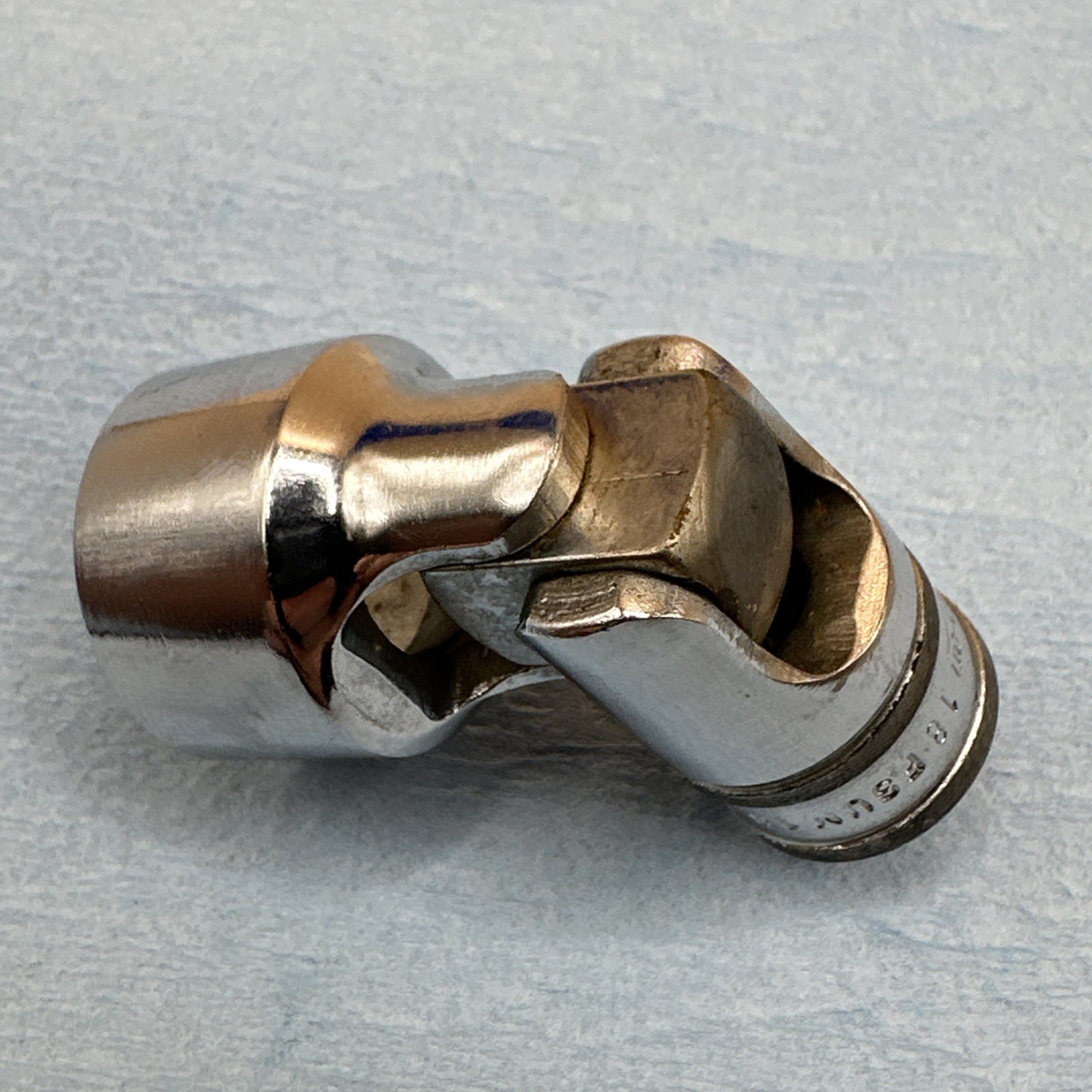 Vintage Snap On 18mm 6 Point Swivel Socket 3/8” Drive FSUM18