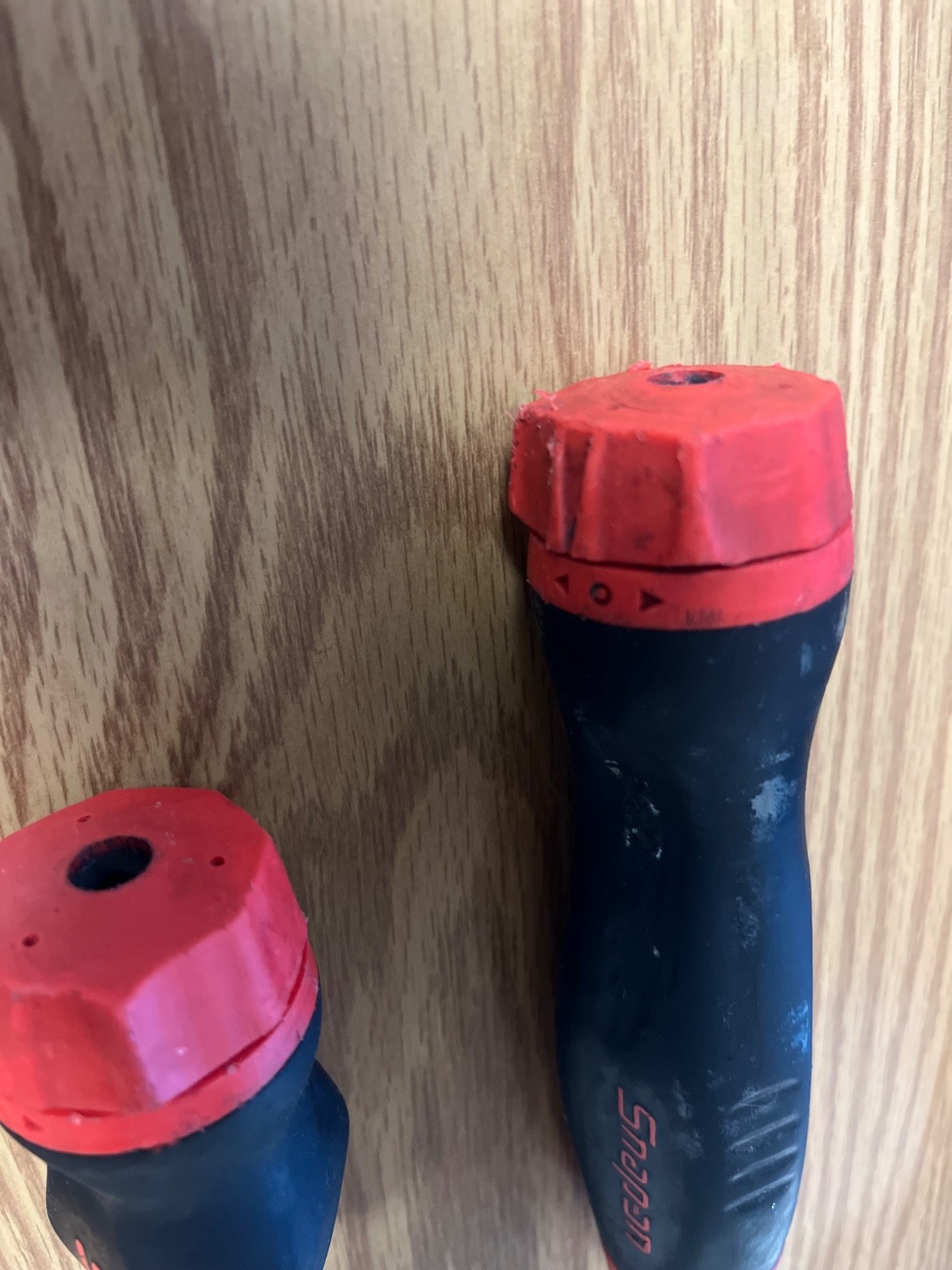 SNAP ON SGDMRC1A & SGDMRC4A – CUSHION GRIP RED & BLACK HANDLES LOC#17A