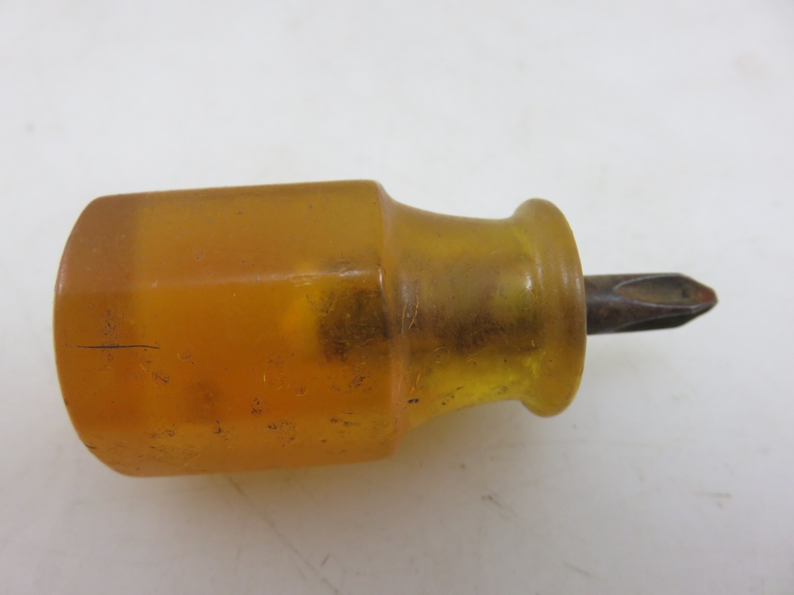 Plomb 967 Small Stubby Phillips Hard Yellow Handle Screwdriver 2.5″ Long Vintage