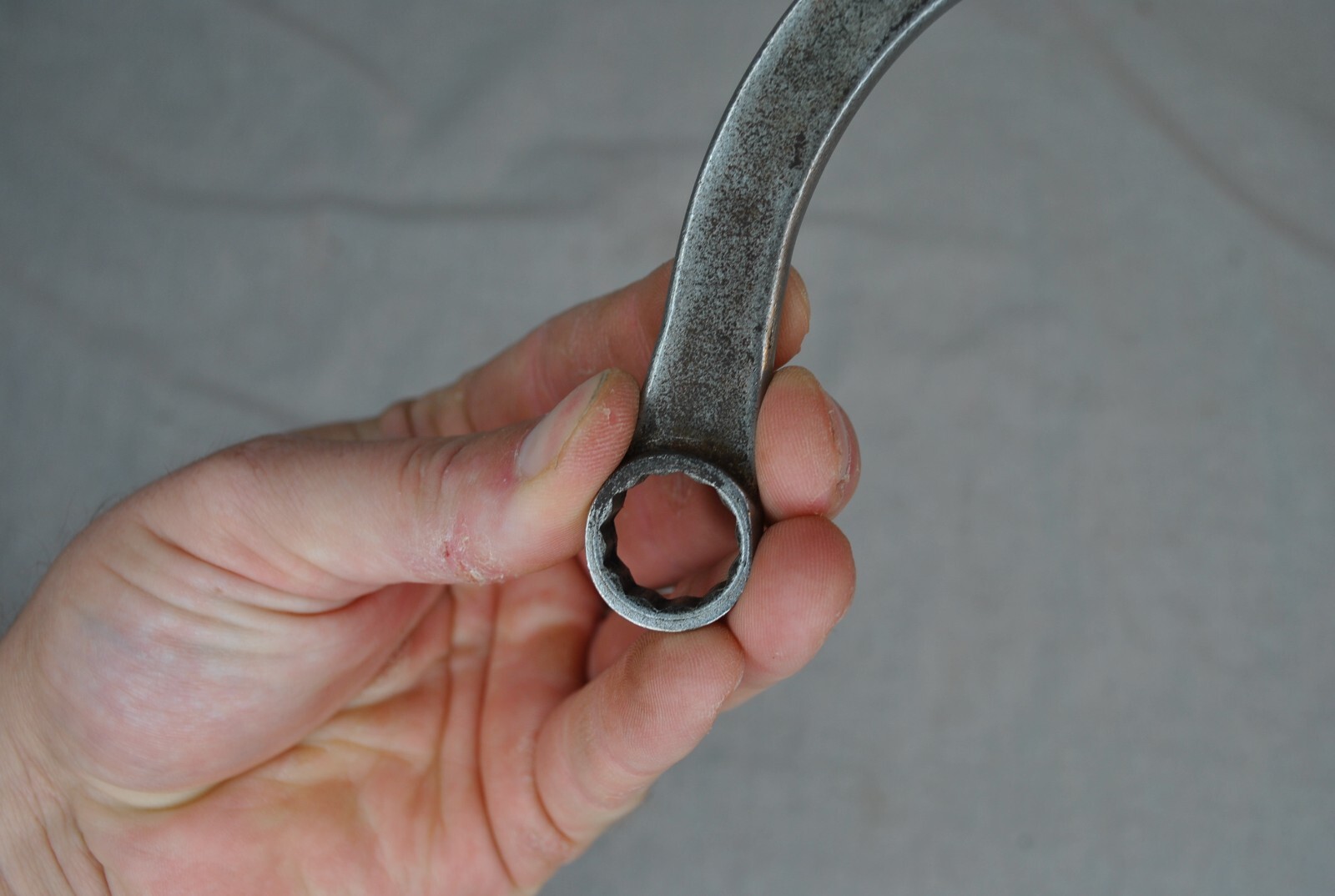 New Britain USA CH-103 Half Moon Manifold / Obstruction 5/8 x 3/4 Wrench