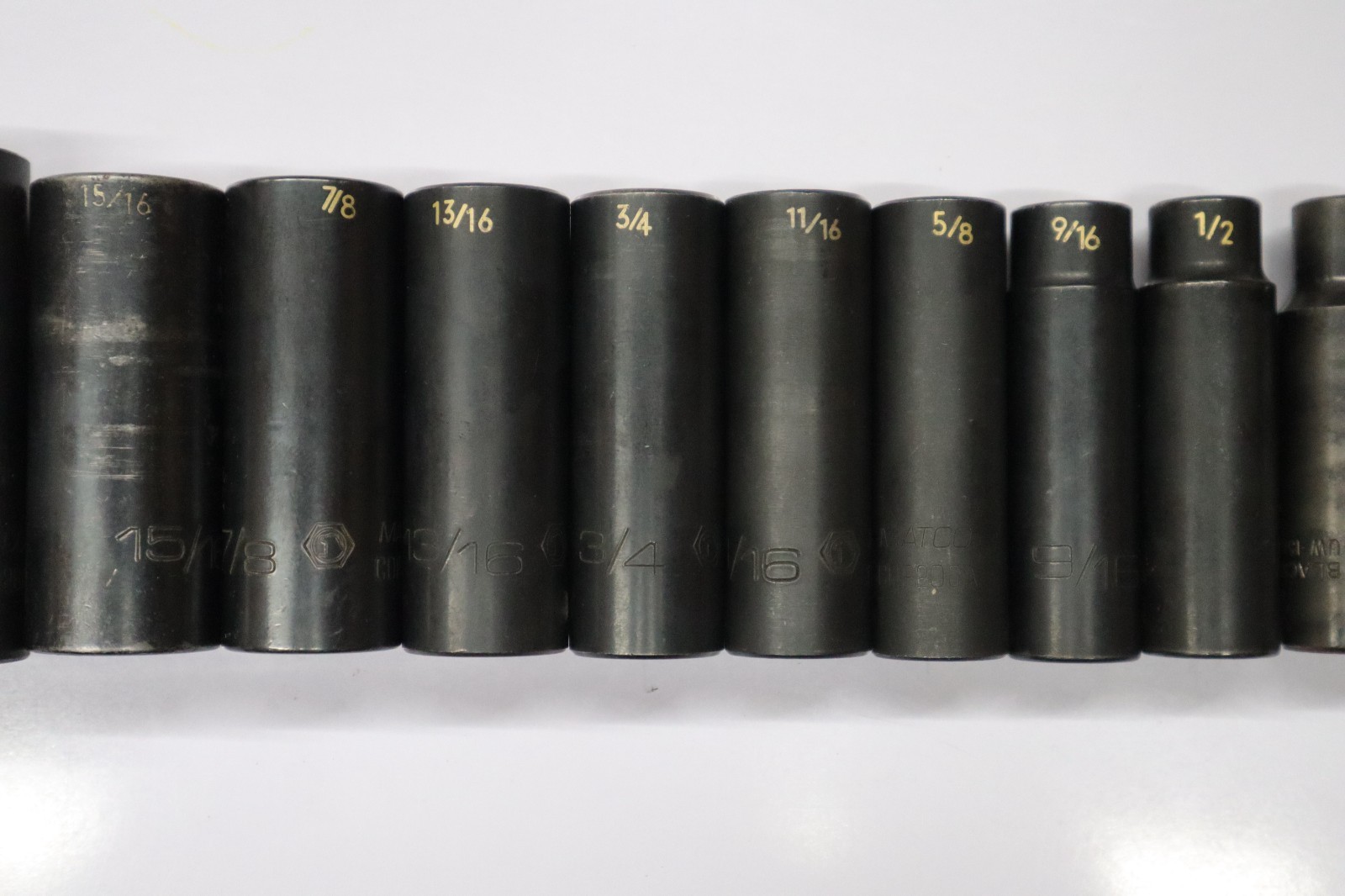 Mixed Lot of 28pc. 1-1/4″ – 1/8″ 6pt Impact Sockets Matco, Kobalt & Blackhawk