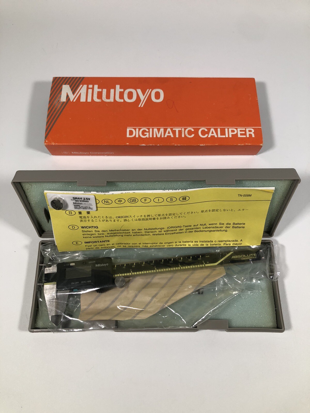 NEW Mitutoyo 500-175 Series 0 to 6″ SAE & Metric Steel Digital Absolute Caliper