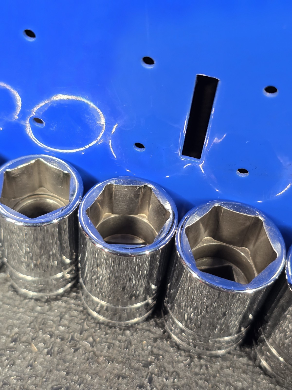 Snap-on 3/8″-1-1/8″ 13-Piece NICE 1/2″ Drive 6-Point Chrome Shallow Socket Set