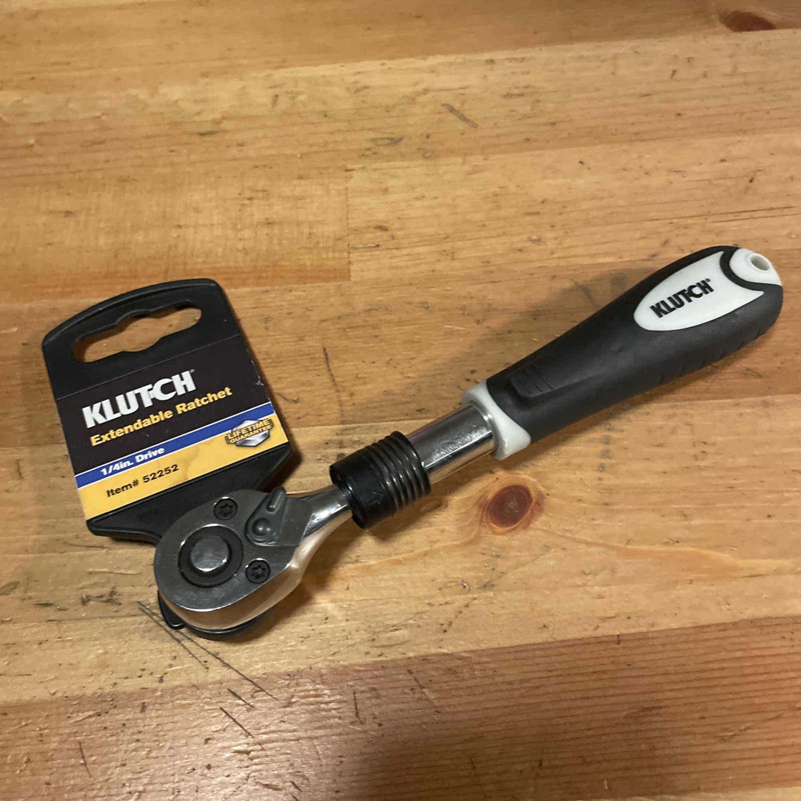 Klutch 1/4” Drive Extendable Ratchet 6-1/2” To 8-1/4” 72 Tooth 52252