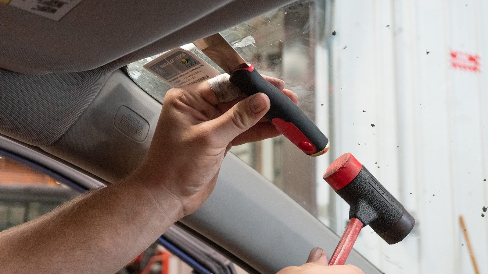 Lisle 83640 Stainless Straight Blade Scraper 1-1/2” 1.5 inches, Red/Black