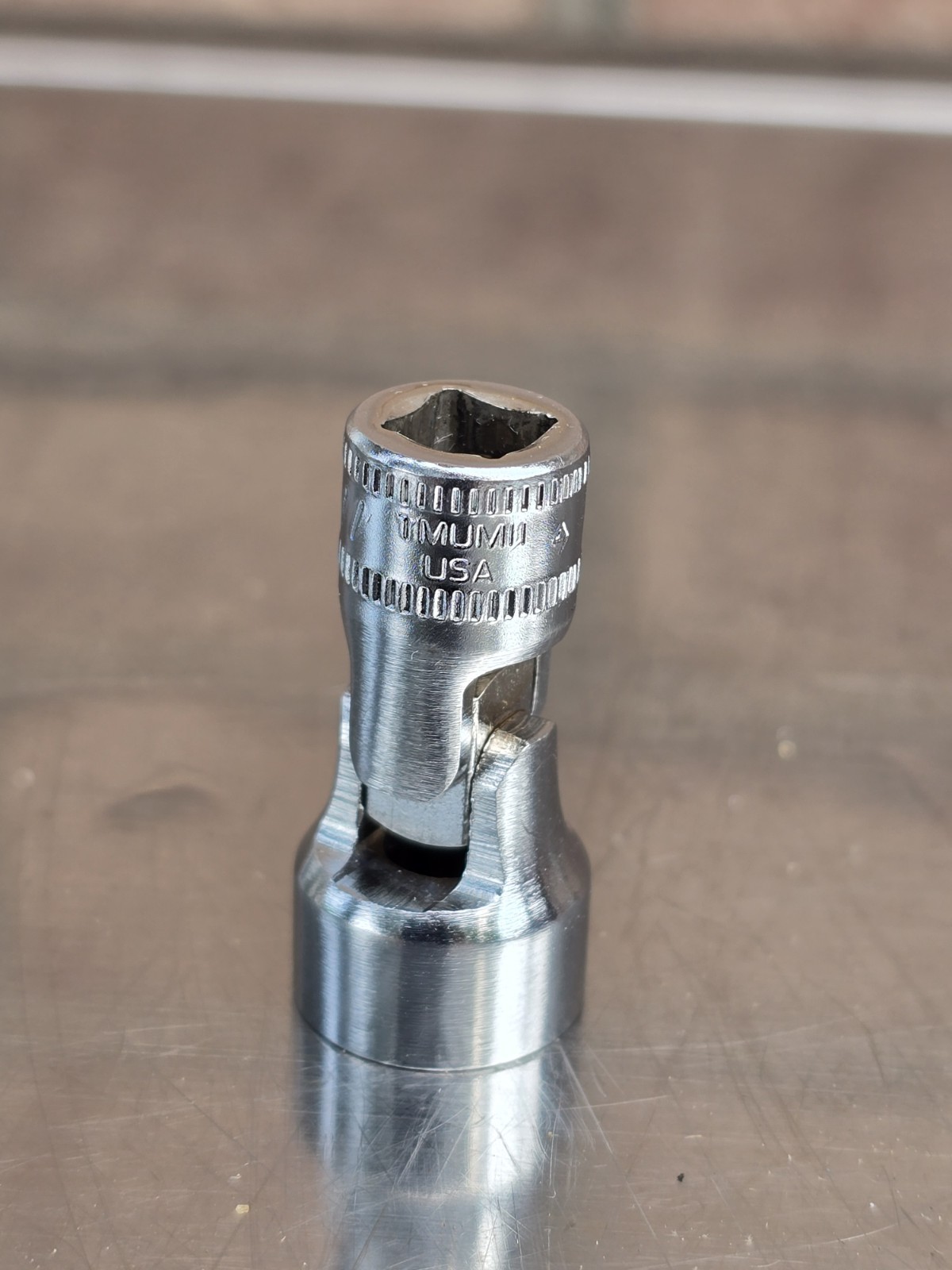 Snap-On Tools 1/4″ Drive 11mm 12 Point Swivel Socket, Part# TMUM11