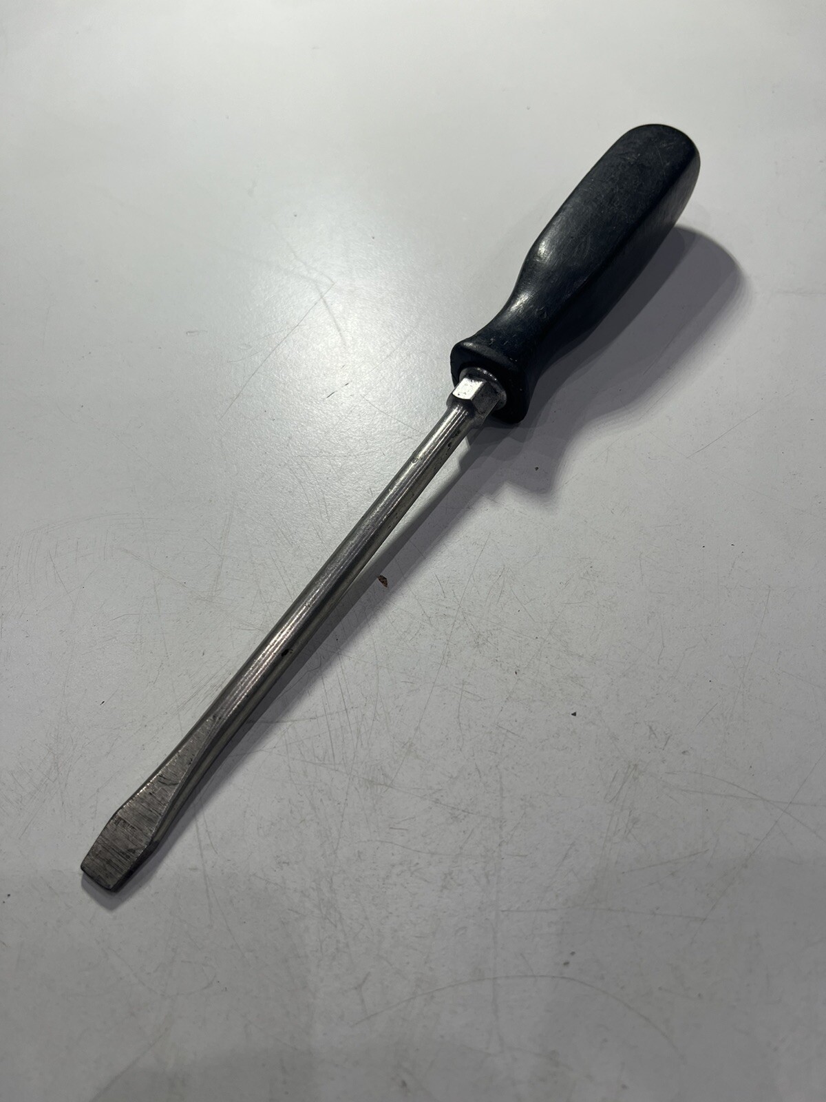 SSD6 Snap On Tools Slotted/Flat Head Long Shaft Screwdriver Heavy Duty USA Made