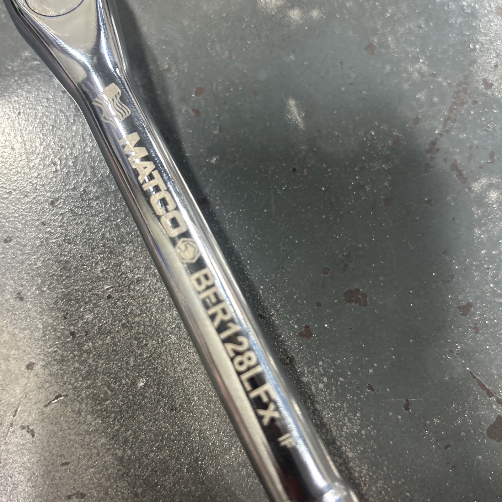 Matco Tools 3/8 Locking Flex Head Ratchet 12.5 Inch Orange USA