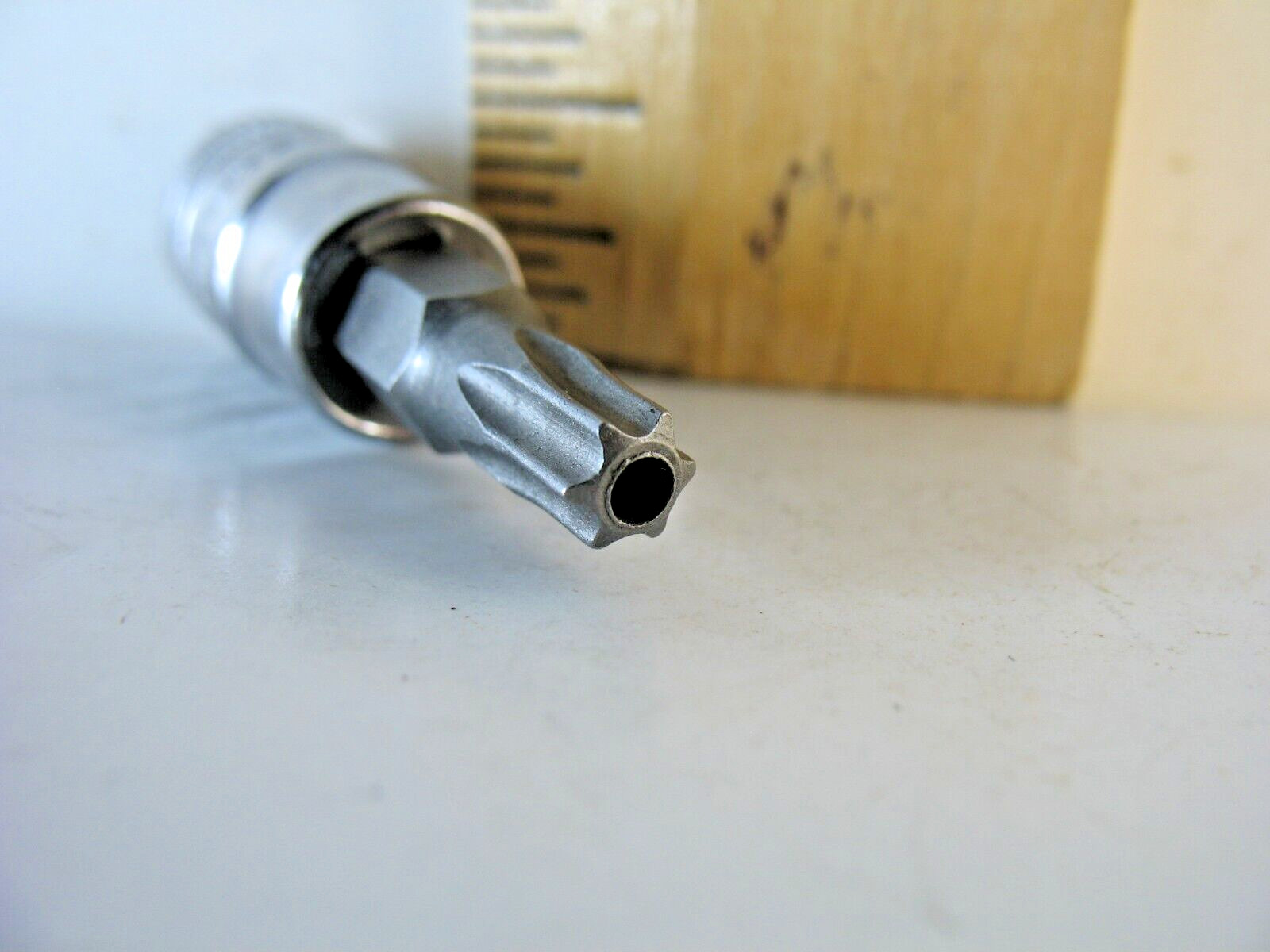 GearWrench 80184N, 1/4″ Drive Tamper Proof Torx Bit Socket T27 – Brand New