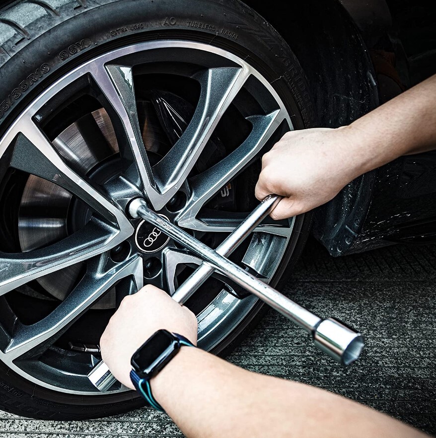 Four Way Tire Iron 4 Way Universal Car Lug Wrench Nut Cross Flat Repair Tool 14″