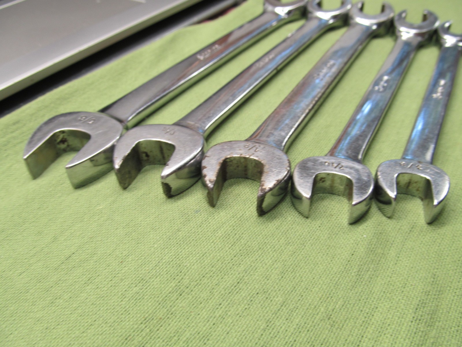 Set of 5 Vtg. Snap-on Underline 6pt Flare / Open End Wrench Set – 3/8″ thru 5/8″