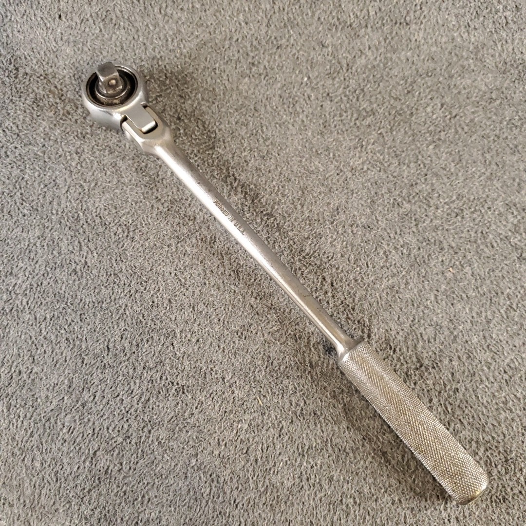 Champion CT-405 Plug-Master 3/8 Drive Flex Head Ratchet