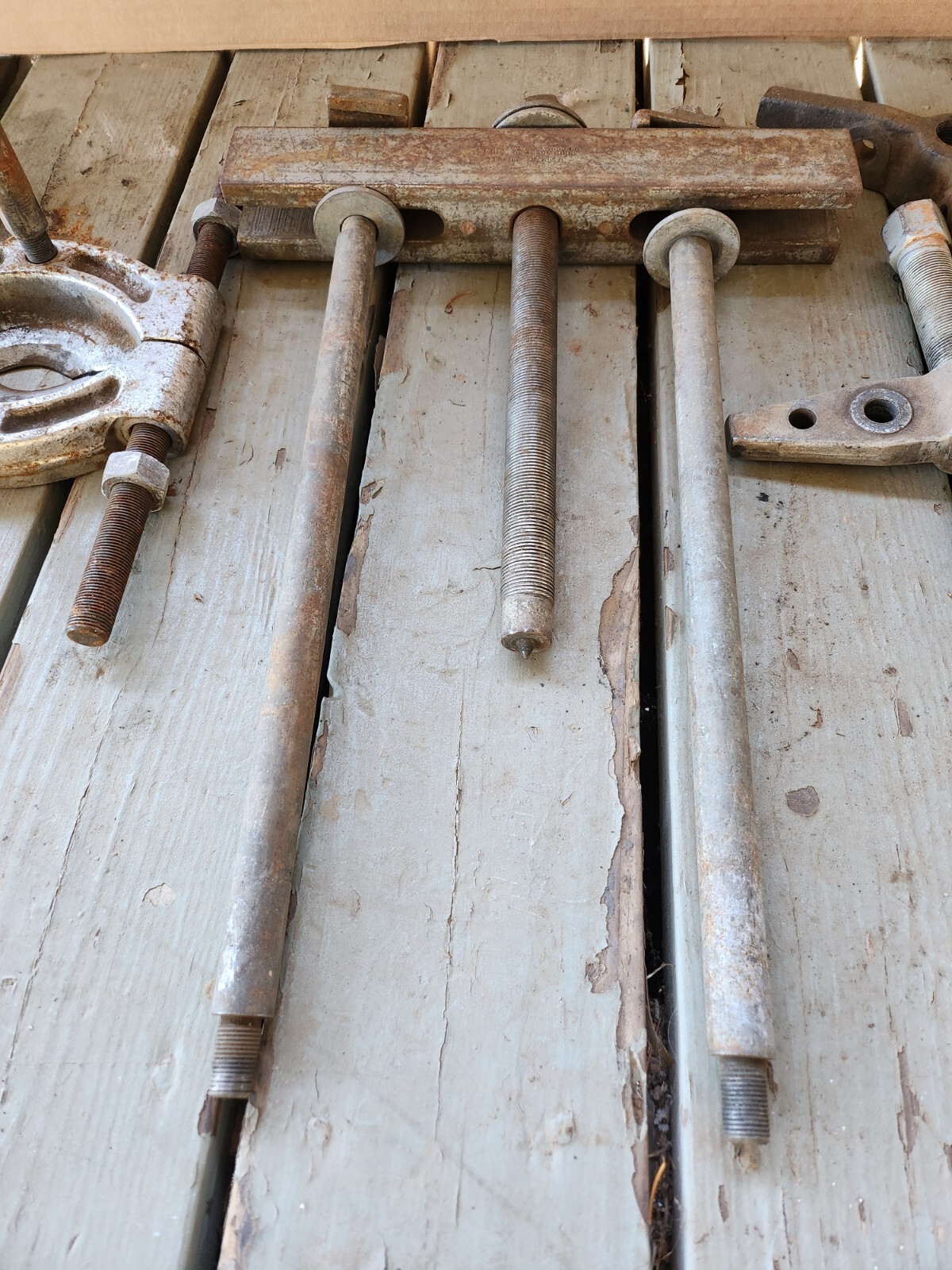 OTC 17-1/2 Ton Puller Set — use without extra power source **READ**