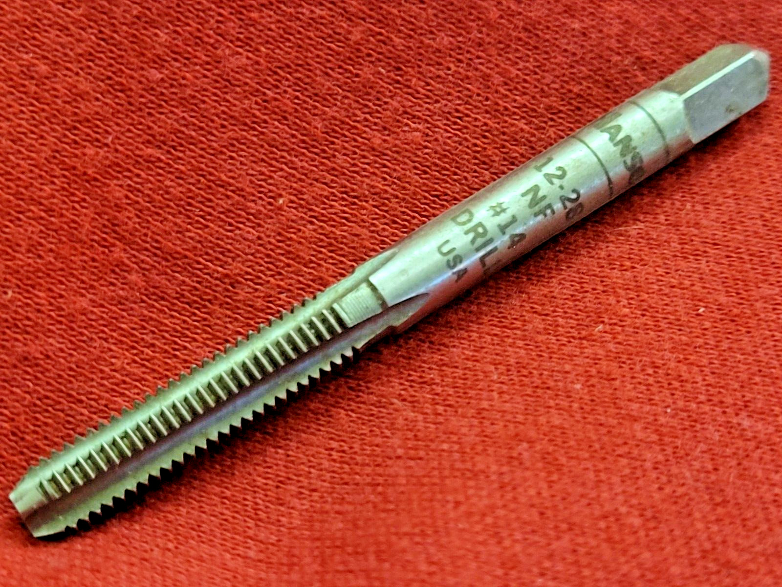 12-28 Bottom Hand Tap NF Irwin Model 1233 Carbon Steel 4 FL USA 12/28 Hanson