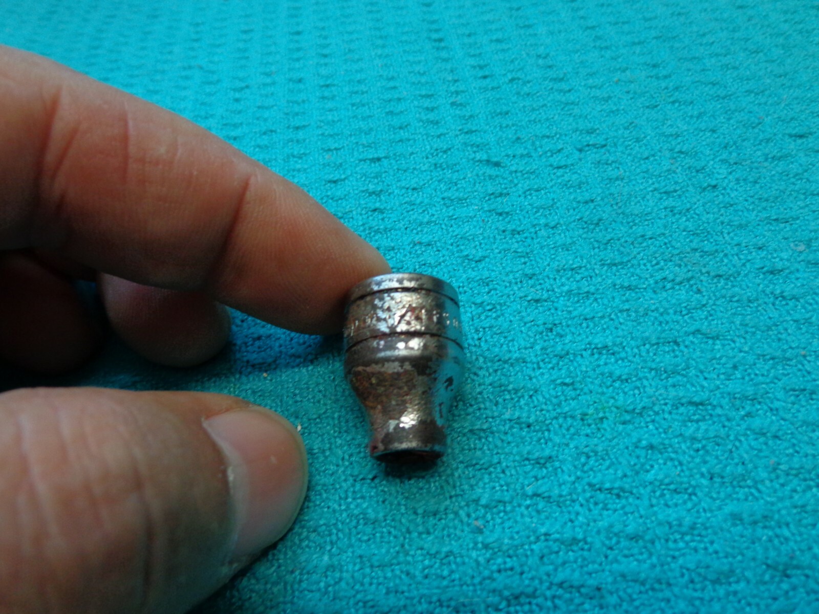 VINTAGE SNAP-ON TOOLS USA 3/8″ DRIVE 1/4″ 6 PT POINT SHALLOW SOCKET FS081