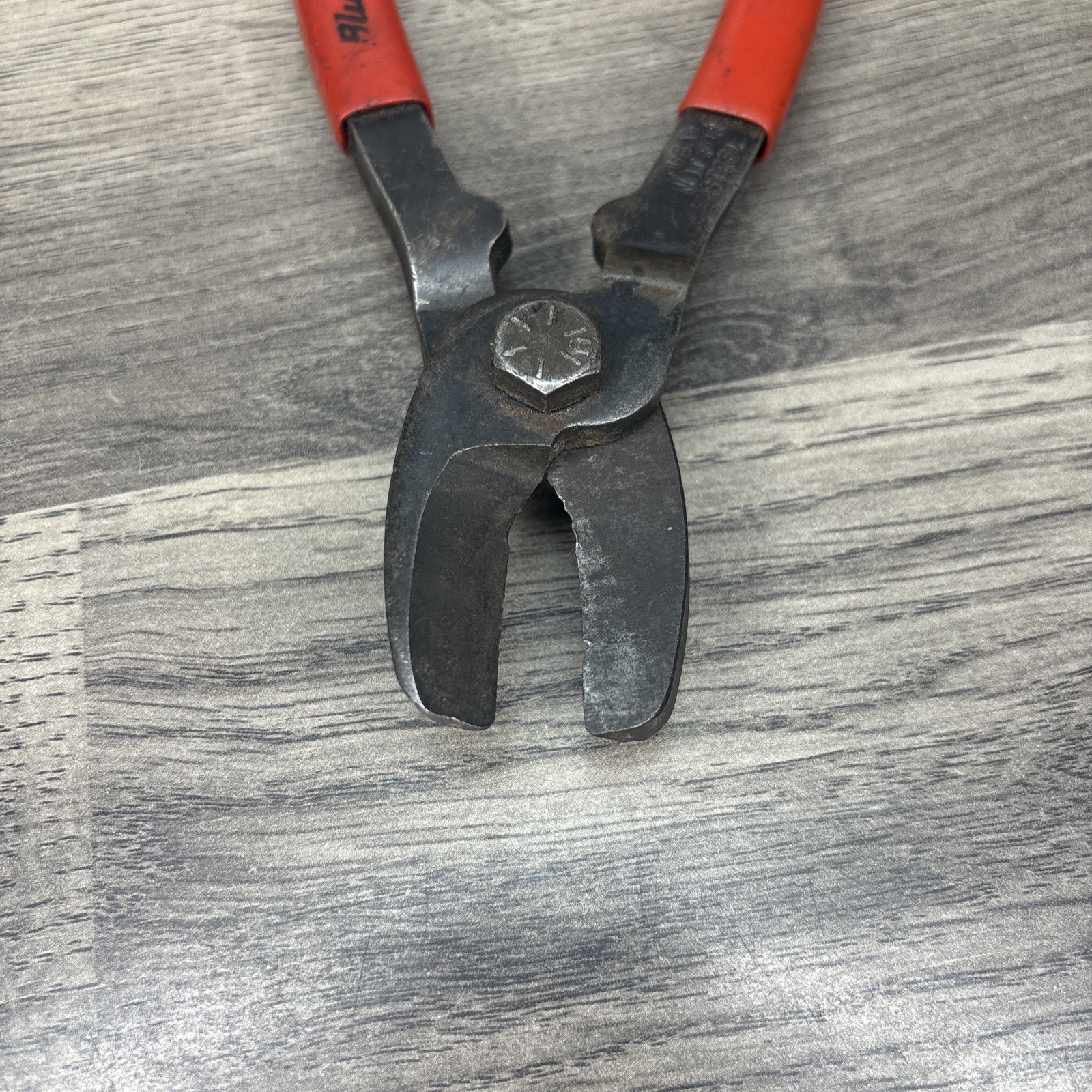 Blue Point PWC80A – 7-1/2″ Long Soft Grip Cable Cutter