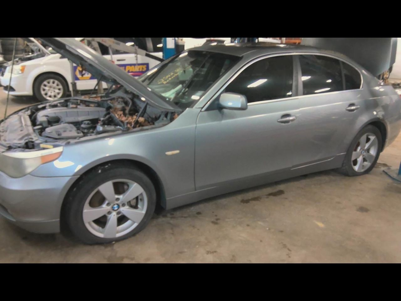 525I 2006 Tools Jack 695476
