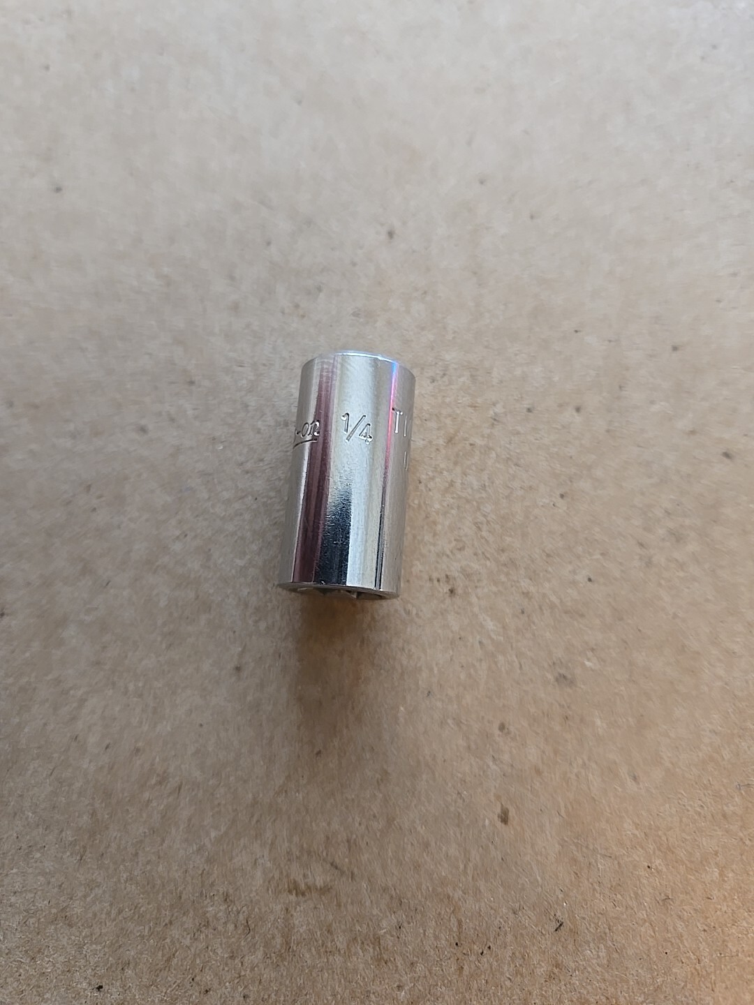 Snap On 1/4″ Drive 1/4″ 8PT Double Square Socket TM408