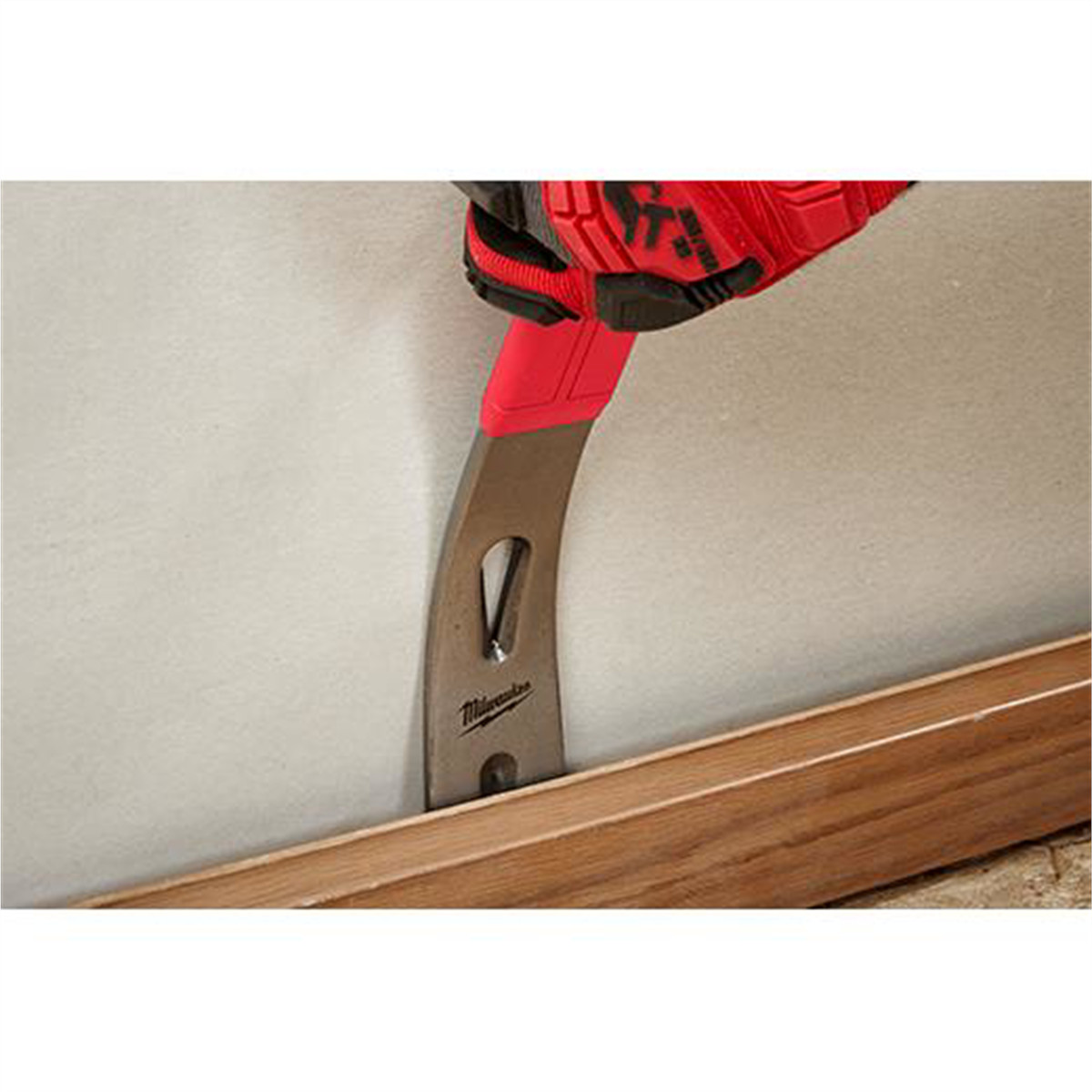 Milwaukee Tool 12″ Pry Bar