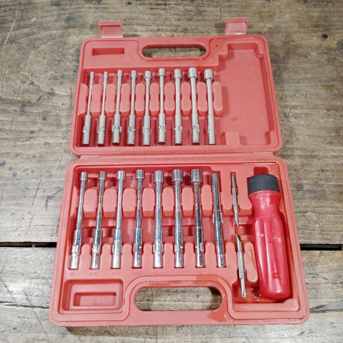 Mac Tools Standard SAE & Metric Nut Driver Set Holder Case