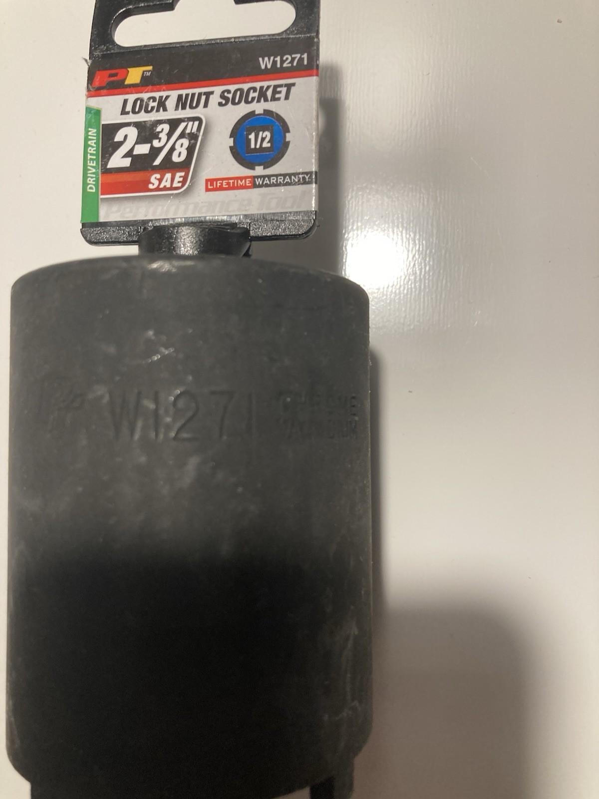 Performance Tool Wilmar W1271 – 4 Lug 1/2 Ton 4WD 2-3/8″ SAE Lock Nut Tool