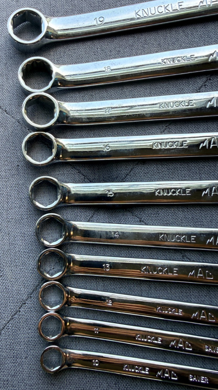 MAC Tools 10pc Metric MB19KS Knuckle Saver Combo End Wrench Set, #10 thru #19