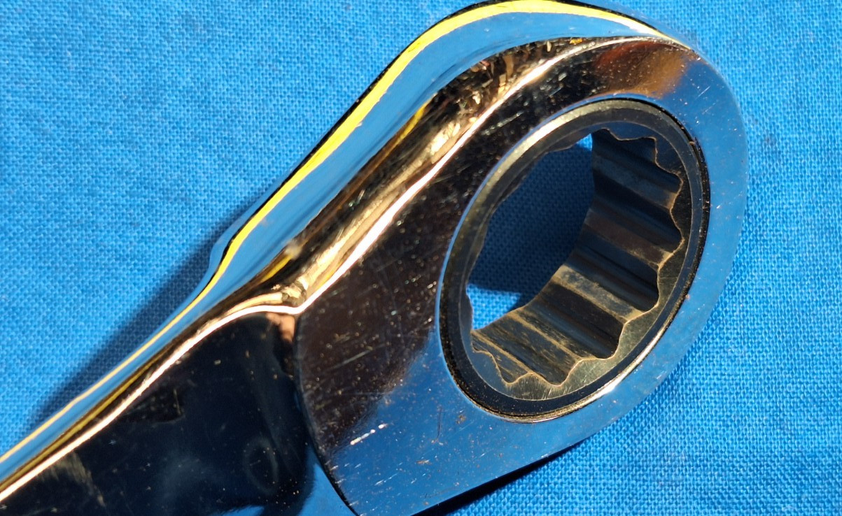 DieHard 21mm Metric Ratcheting combination wrench DHP55027