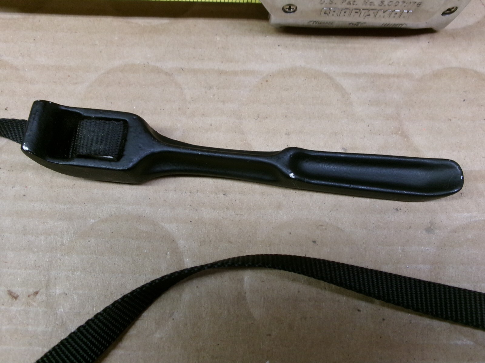 Lowell 6″ Pipe Strap Wrench No S-6