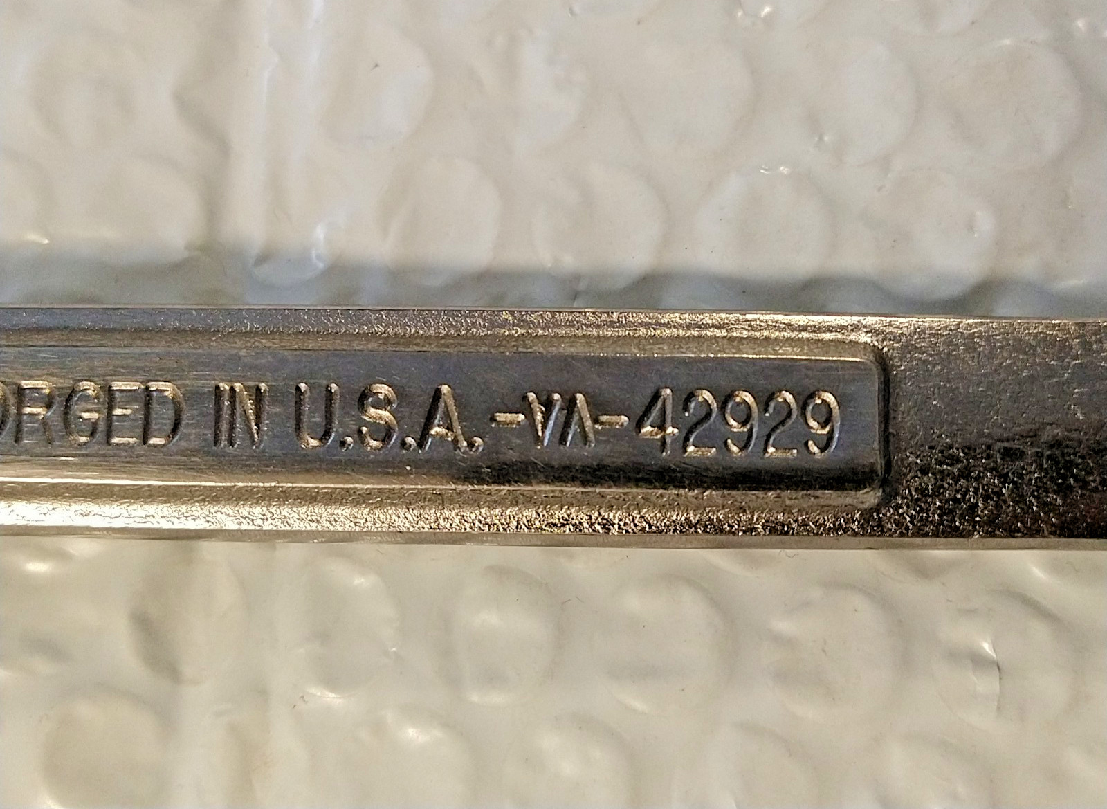 CRAFTSMAN TOOLS USA VV42929, 17MM. COMBINATION WRENCH, 8.2″ LONG, 12 POINT *NOS*