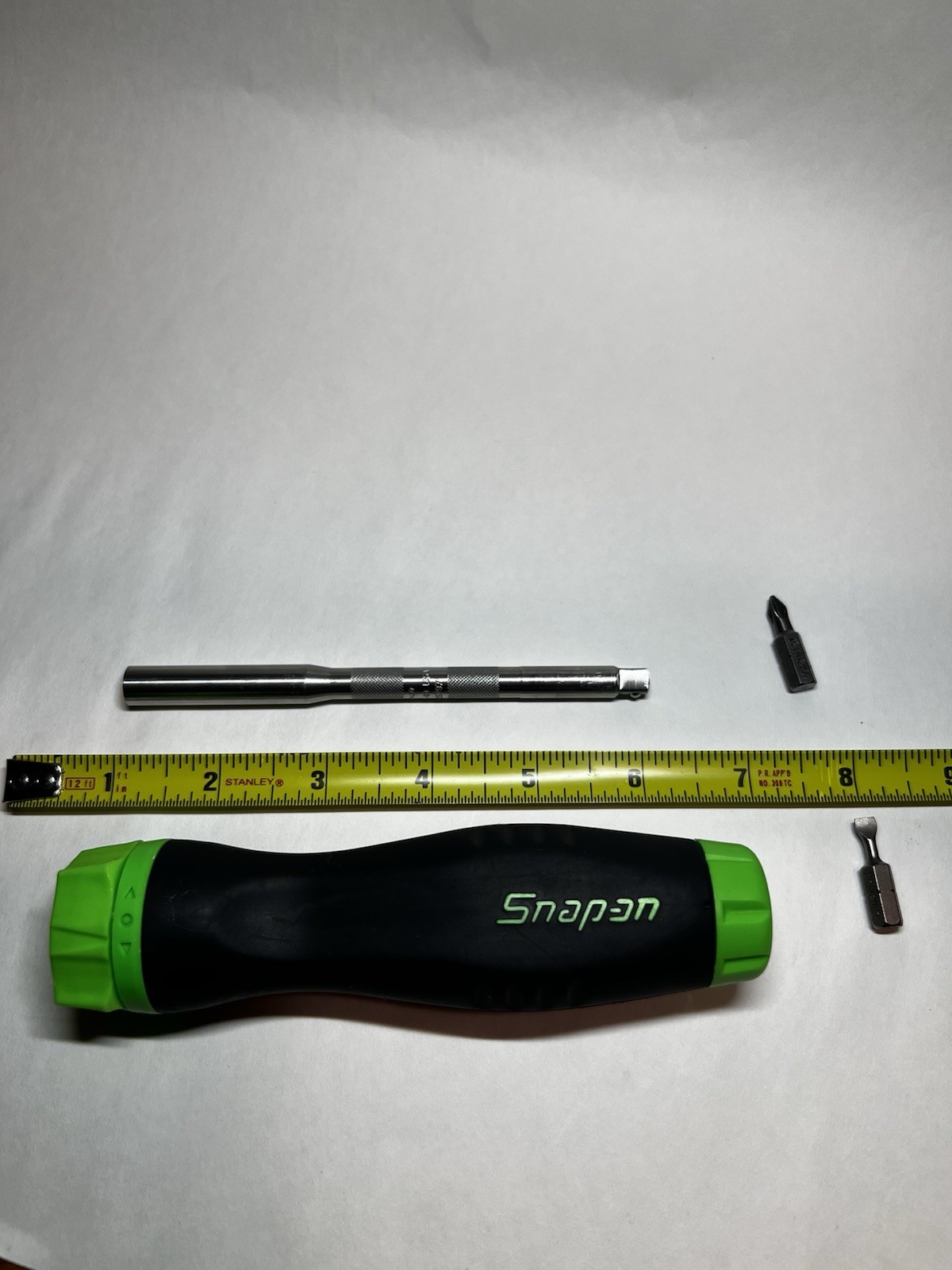 Snap-on Tools NEW HI-VIZ Soft Grip Ratcheting Screwdriver w/ Bits SGDMRC44BHV