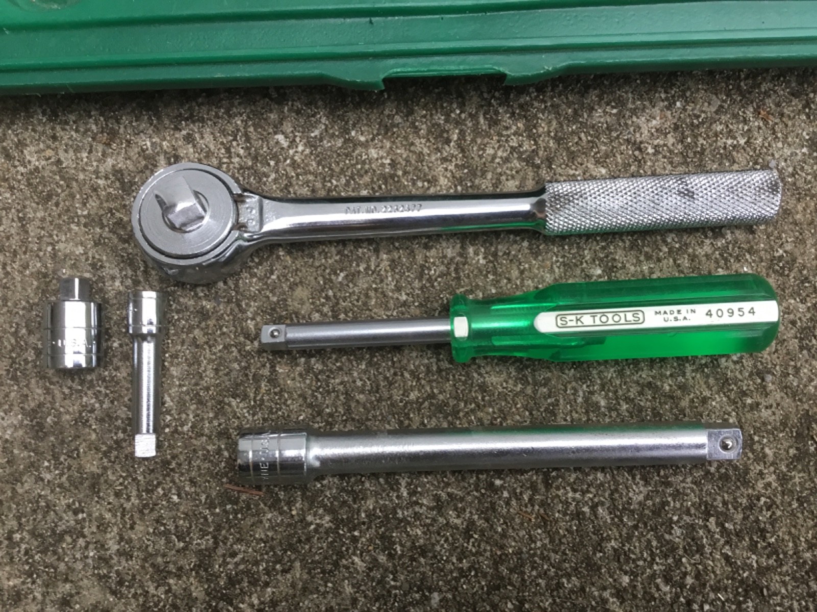 S-K Tools 1/4” & 3/8” 21 Piece Complete SAE Socket Set W/Case #4222 Excellent