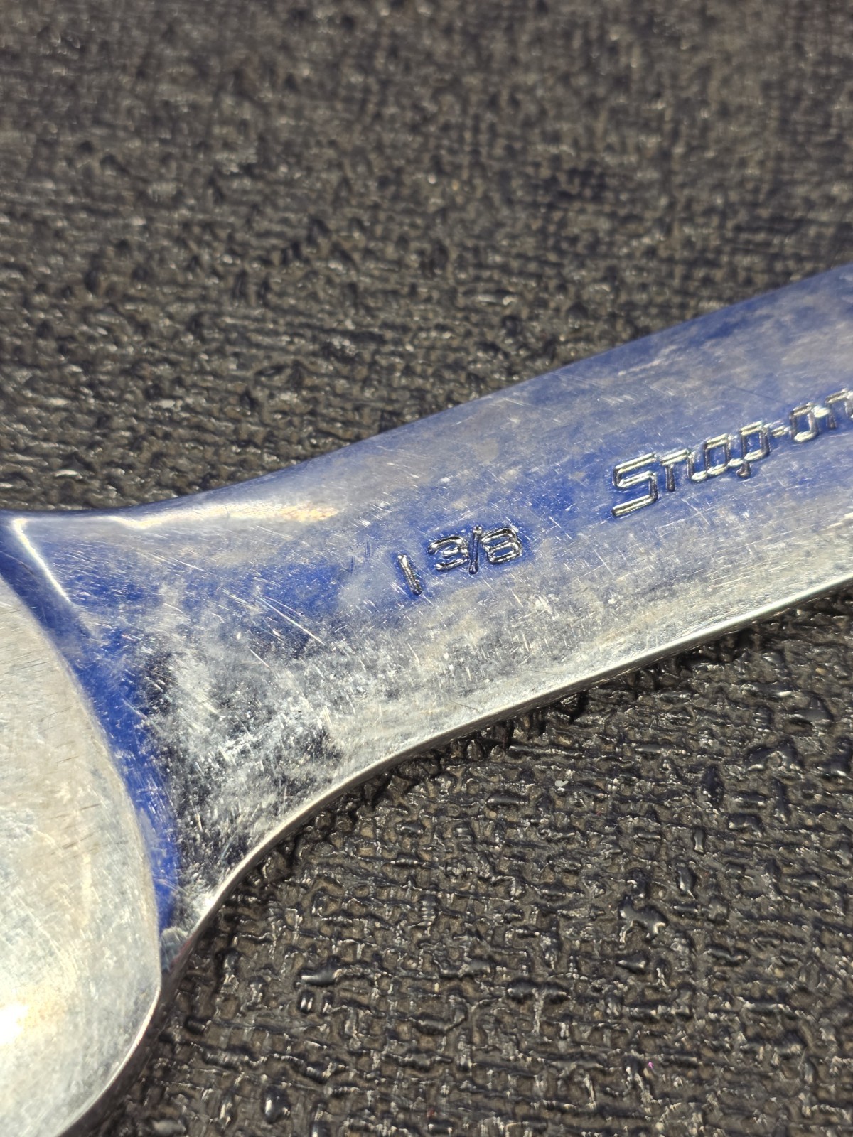 Snap-on LTA4446 1-3/8″ x 1-7/16″ 15° Offset Thin Low Torque Open-End Wrench