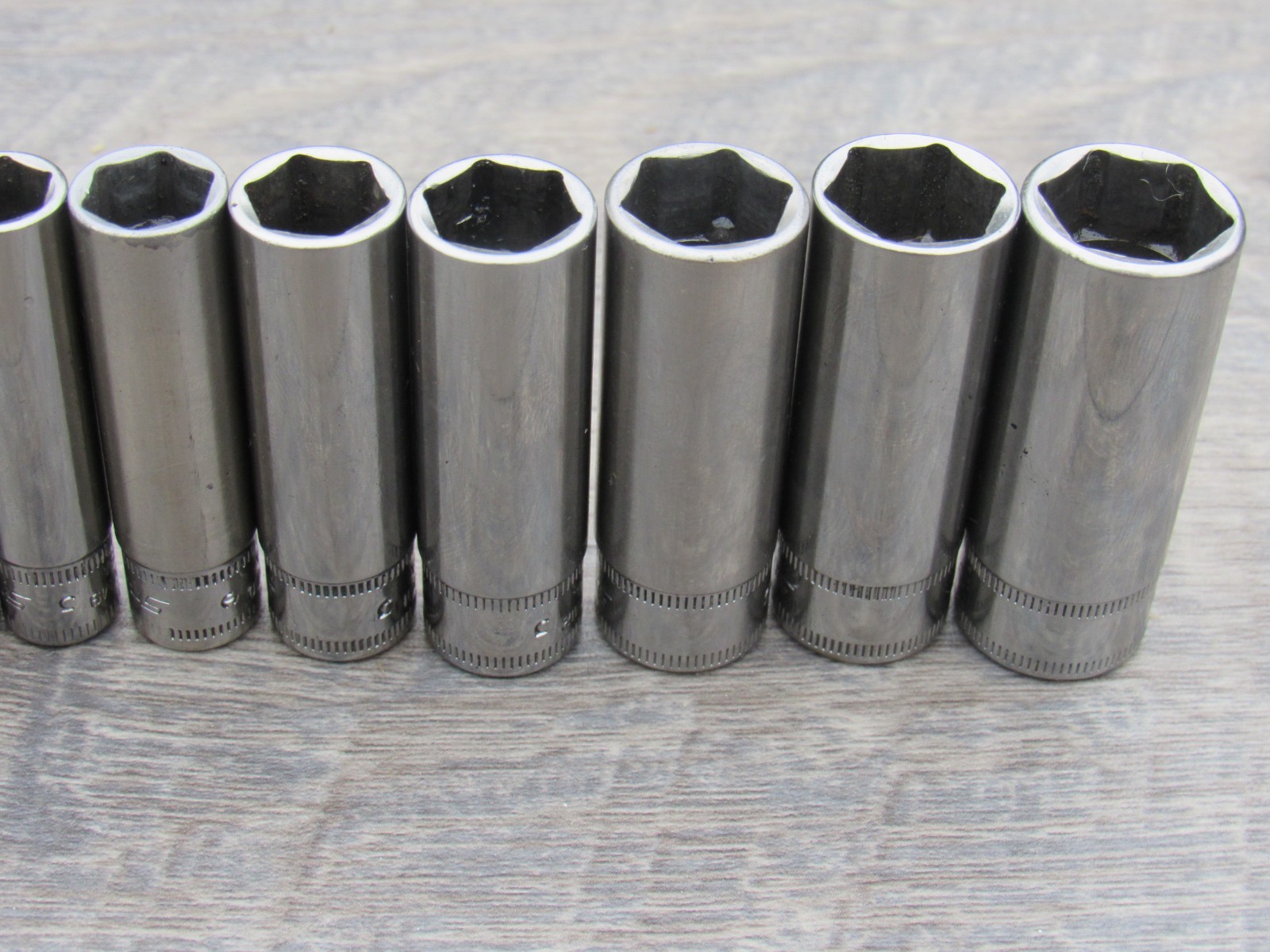 SNAP ON 12 PC 112STMMY 1/4″ METRIC 6 PT DEEP SOCKET SET 5MM – 15MMSTMM5 – STMM15