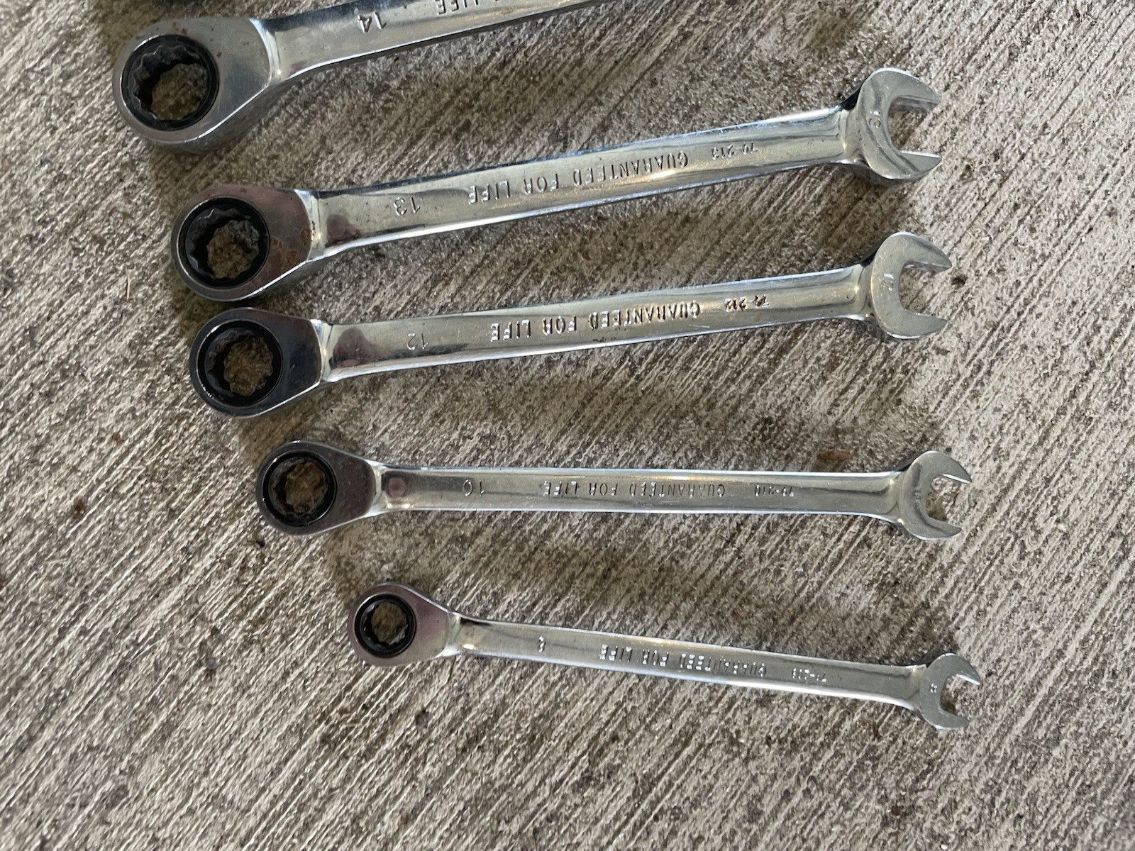 Lot Of 9 Ratcheting Combination Wrenches Metric And SAE