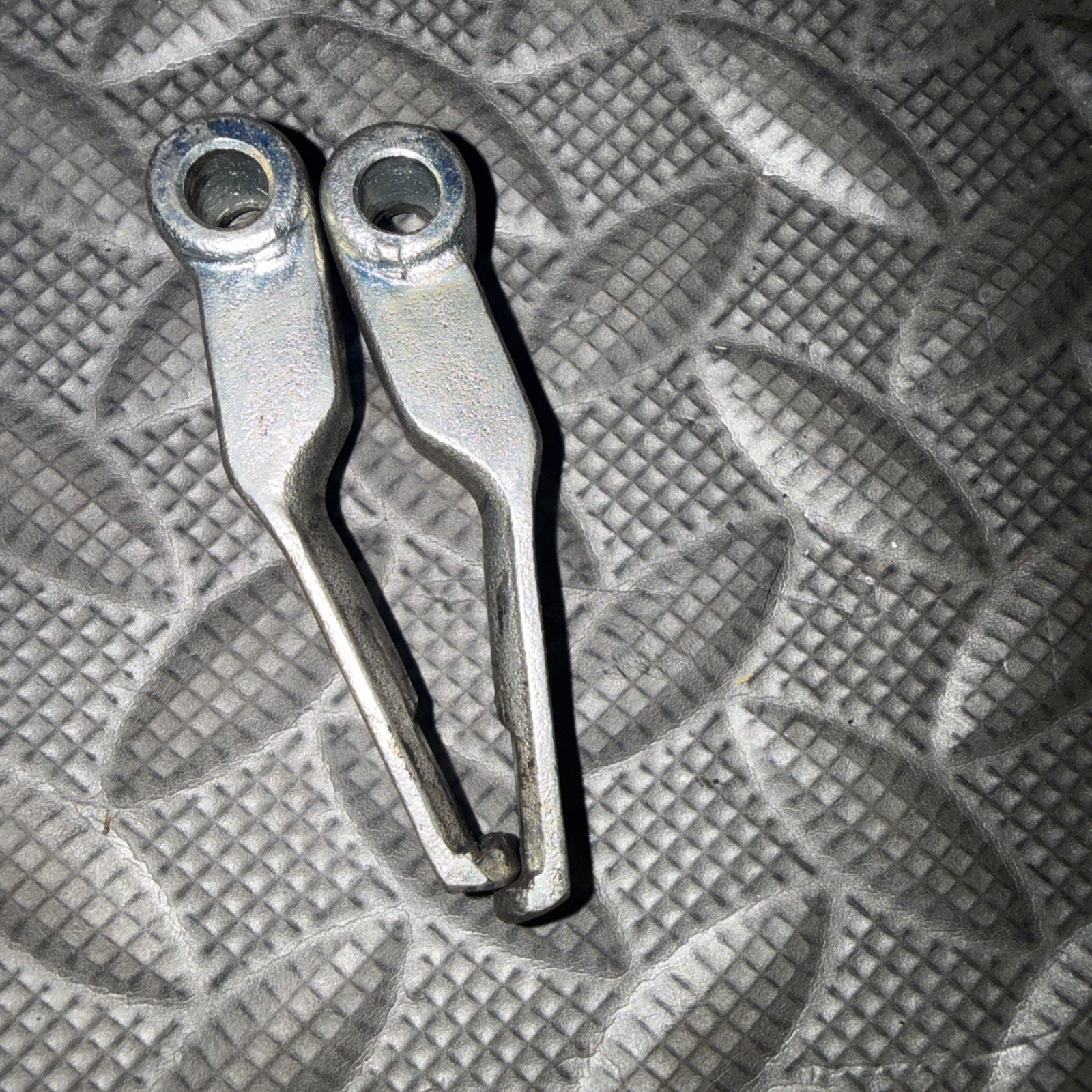 CORNWELL TOOLS PILOT BEARING PULLER PU-193 extra legs FREE Shipping