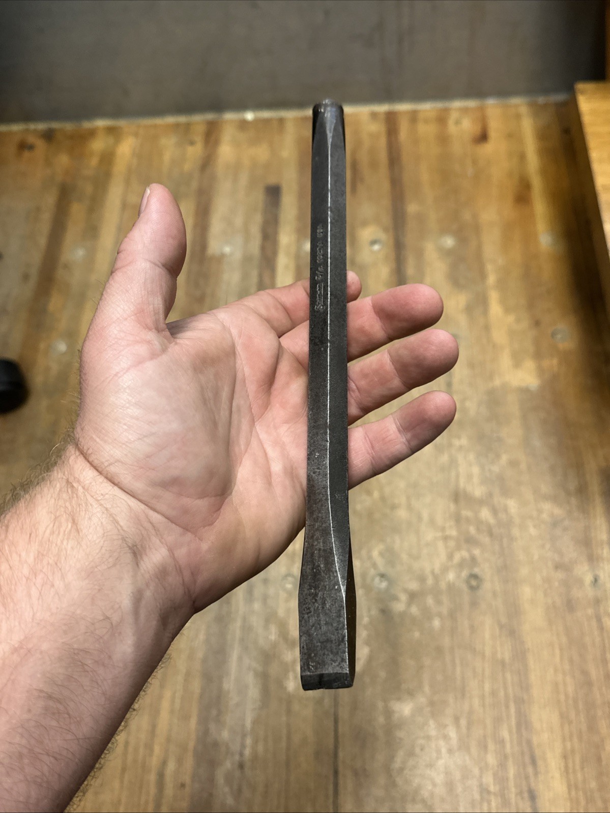 Snap On 1020A 3/4″ Long Flat Cold Chisel 10″ Long