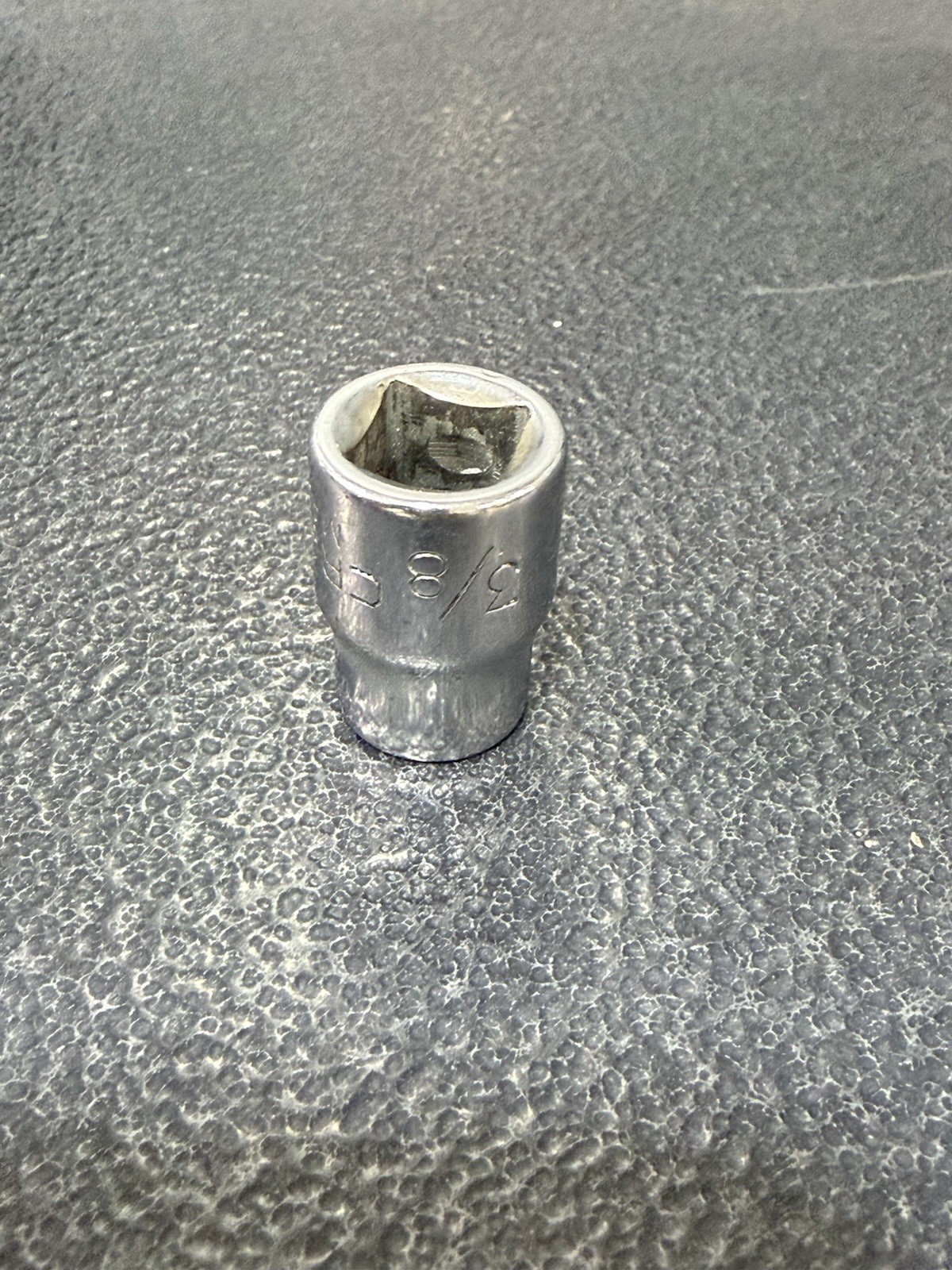 Vtg 3/8″ Craftsman VV-Series Part 44331 – 3/8″ Drive 12-Point Socket USA Made