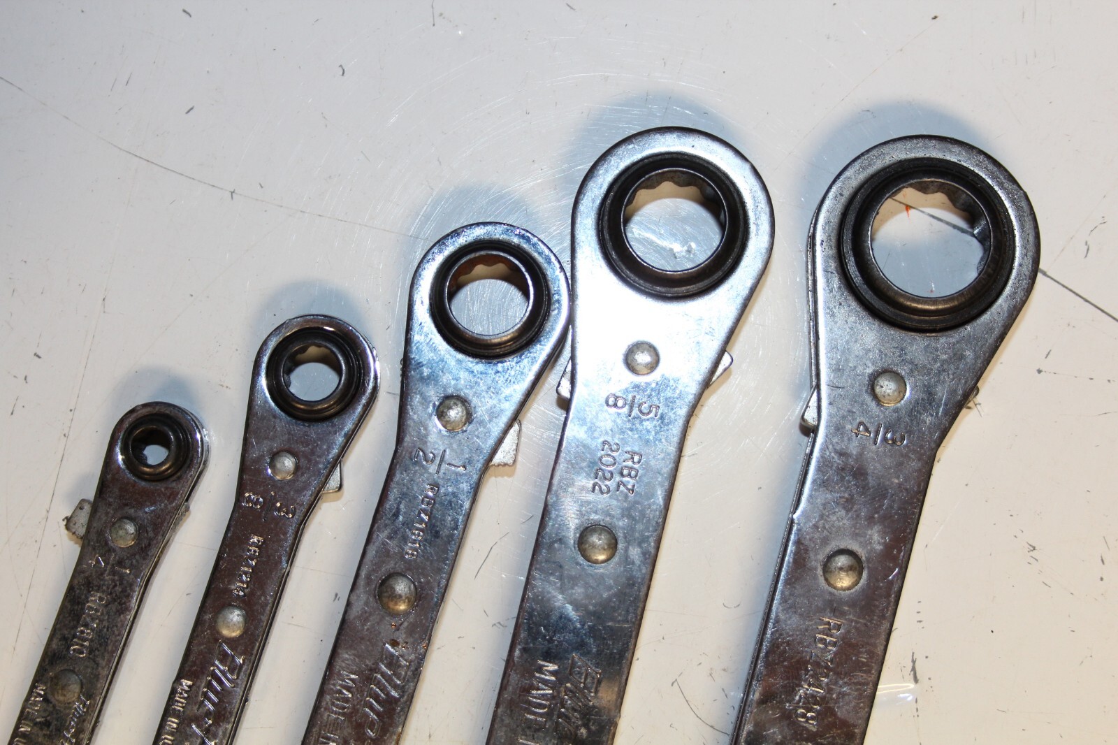 BLUE-POINT TOOLS 5 pc 12-Point SAE Latch-On® 0° Offset Ratcheting Box Wrench Set